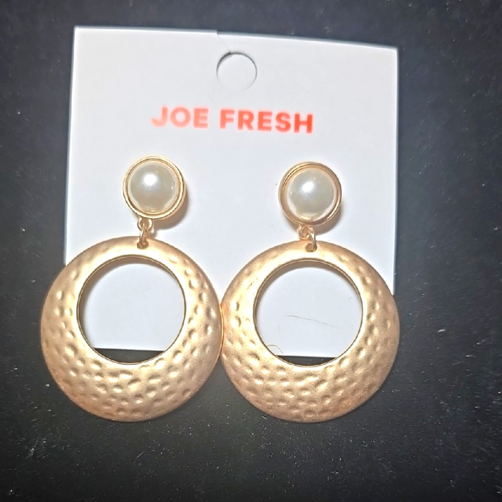 Joe Fresh Gold Textured Hoop Earrings With Pearl Accent